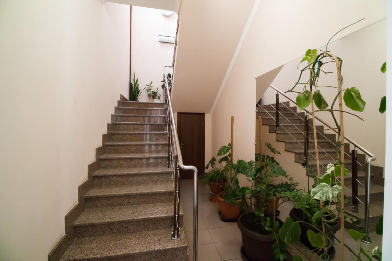 חארקיב Hotel On Khmelnytskogo 8 מראה חיצוני תמונה