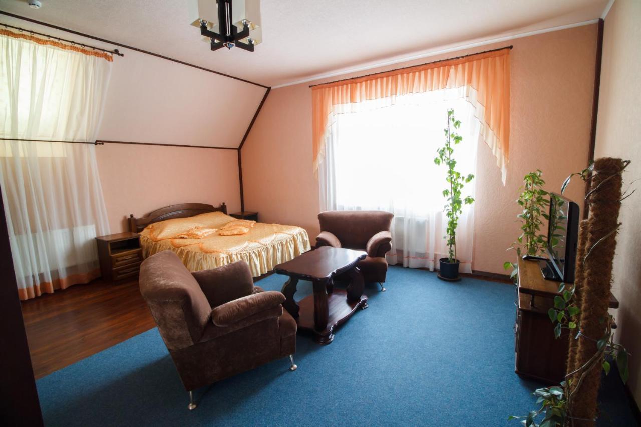 חארקיב Hotel On Khmelnytskogo 8 מראה חיצוני תמונה